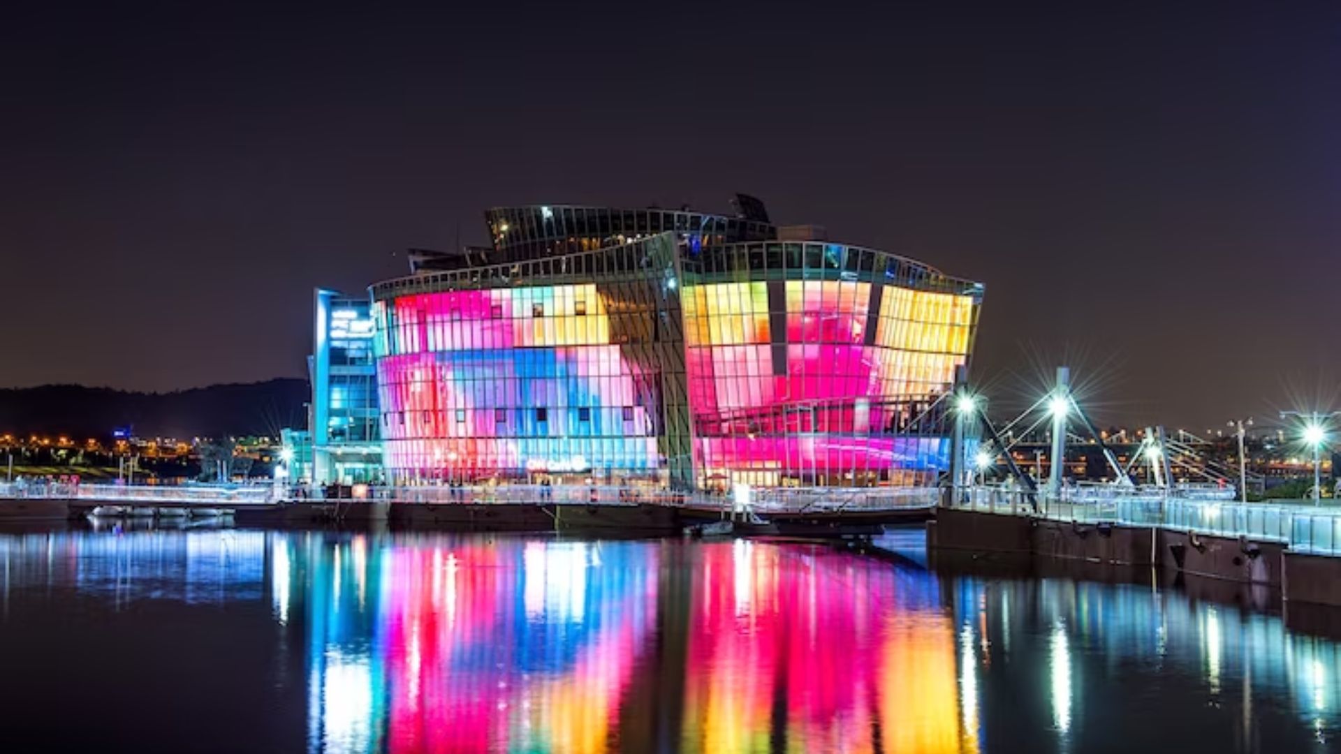 Building Facade Lighting