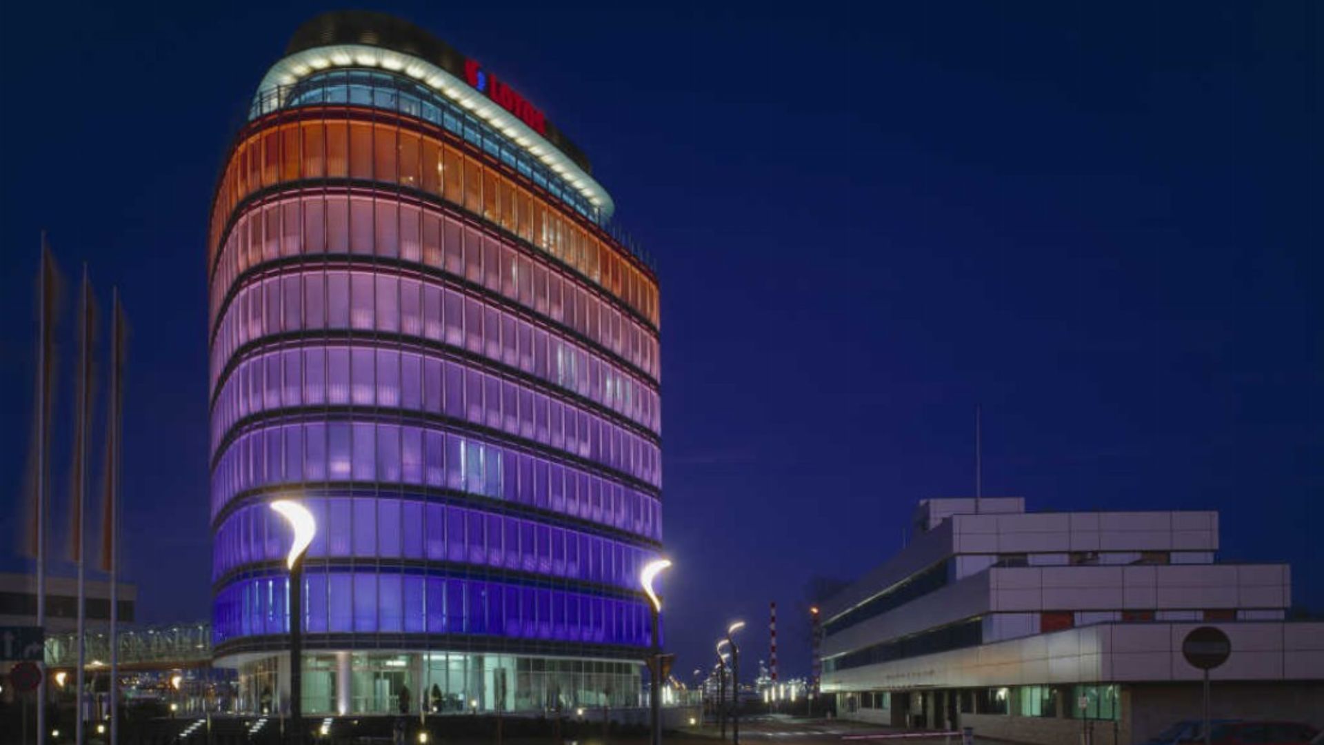 Choose the Right Colour Temperature for Facade Lighting