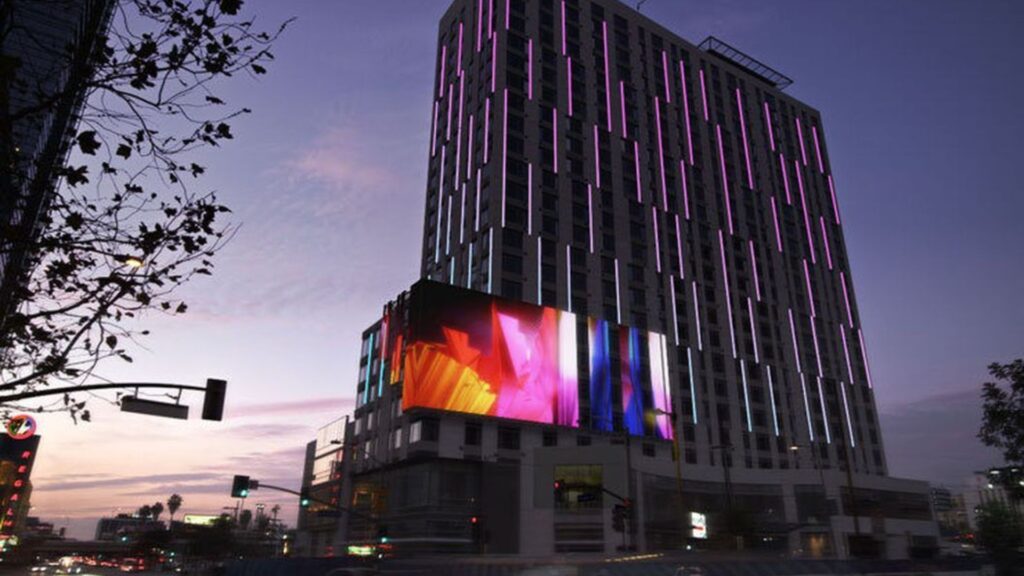 Understanding Media Facades