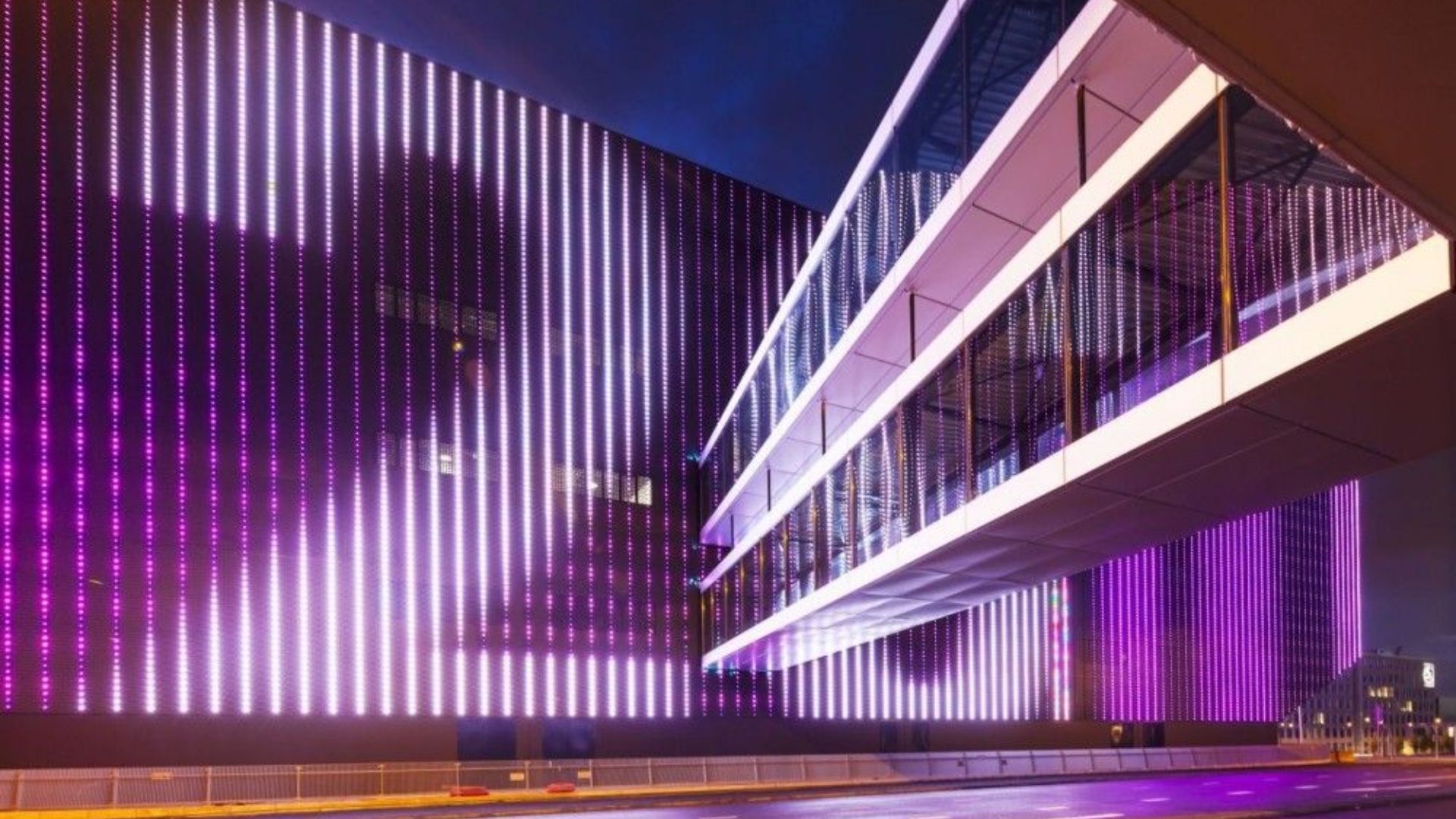 The Benefits of Investing in a Professional Lighting Company for Building Façade Lighting