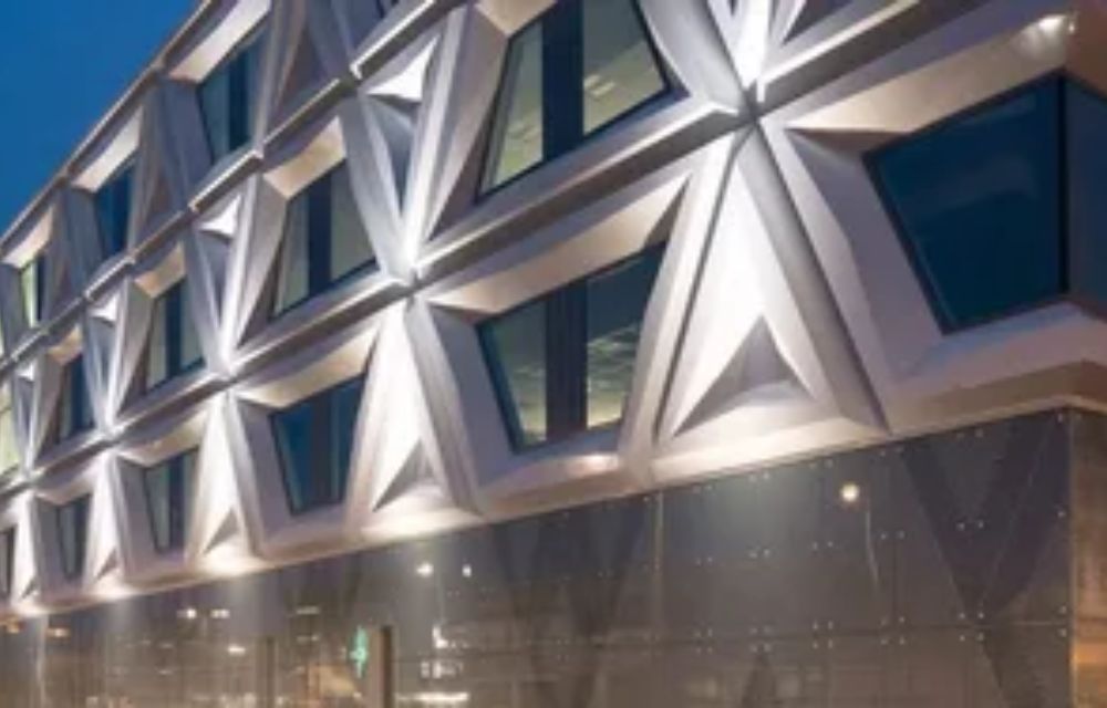 What Are the Top Mistakes to Avoid When Installing Facade Lighting