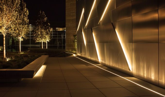Balancing Aesthetics and Budget in Architectural Lighting Design