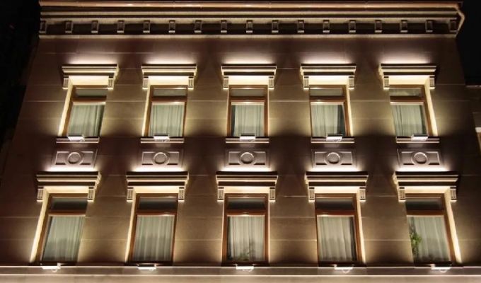 How Facade Lights Can Instantly Elevate Curb Appeal